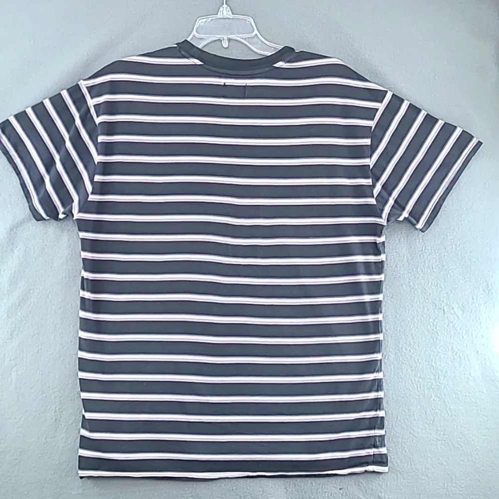 HURLEY Port City Men's Short Sleeve Gray Striped Crew Neck T-Shirt - Size Medium